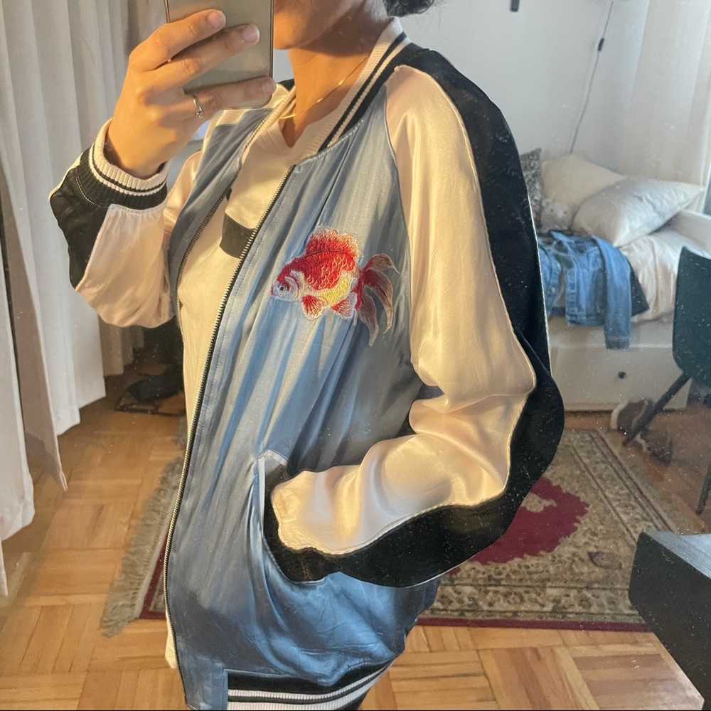Reversible bomber jacket from Sandro!
